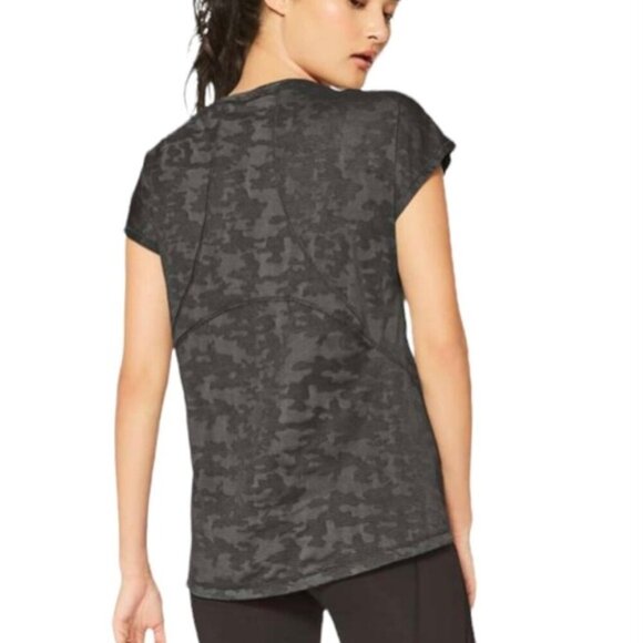Lululemon Miles Ahead Short Sleeve (Camo)Deep Camo size 8 - Picture 3 of 7